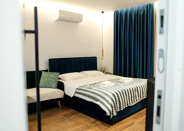 Velvet By Dove * 地拉那